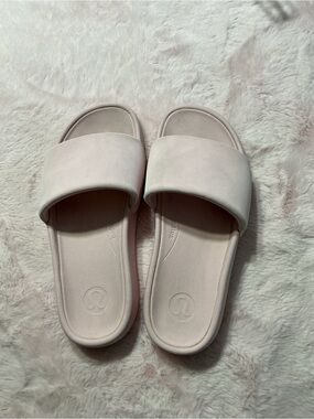 Havaianas Light Pink Slide Sandals c140